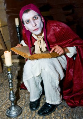 JERUSALEM - NOV 03, 2011: Venedik müzik topluluğu eski Kudüs kentinde düzenlenen geleneksel ortaçağ tarzı şövalye festivalinde performans sergiledi