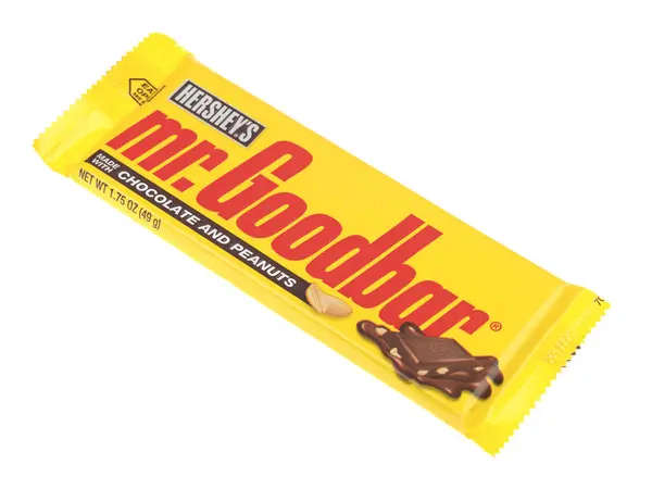 Hershey Chocolate Peanut Bar Fundo Branco — Fotografia de Stock