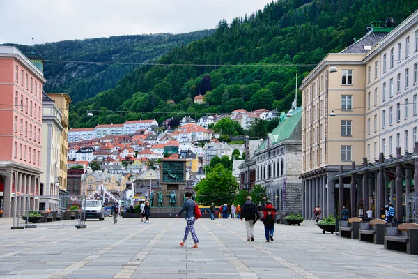 Hermosa Pintoresca Vista Ciudad Torgallmenningen Bergen Noruega — Foto de Stock