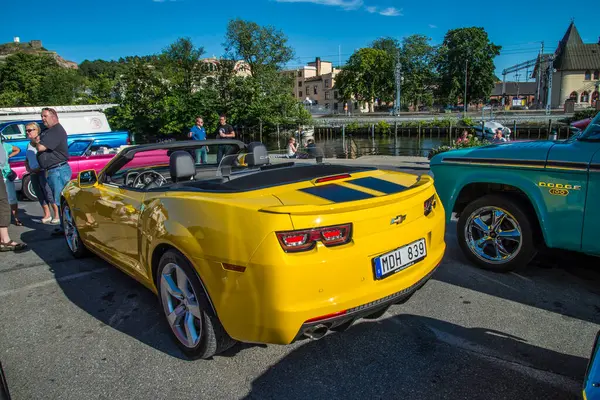 Αυτοκίνητο Κίτρινο Και Μαύρο Chevrolet Corvette — Φωτογραφία Αρχείου