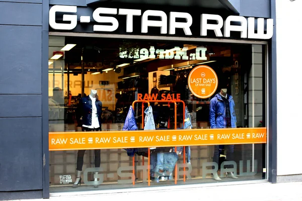 Star Raw Shop サイン カルナビーストリート ロンドン — ストック写真