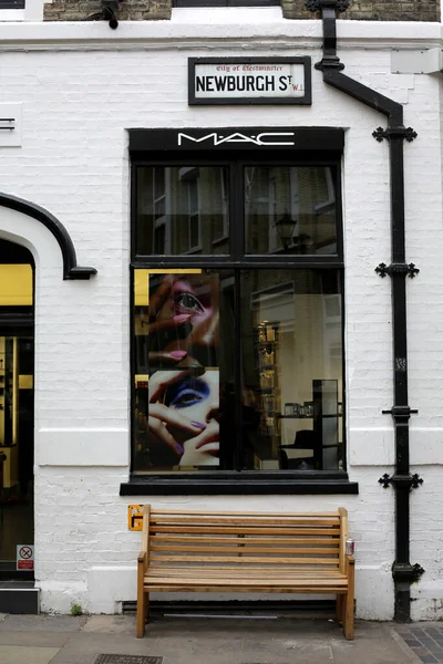 Mac Make Shop Newburgh Street London — Stock Photo, Image