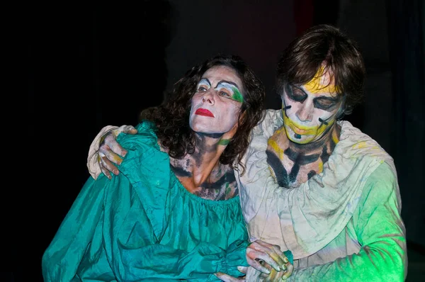 在明子戏剧节表演服装和化妆的表演者 以色列 — 图库照片