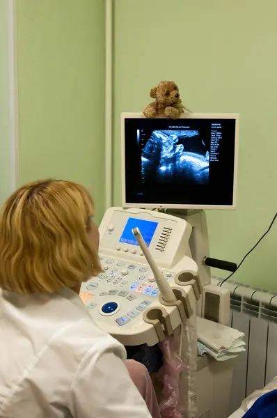 Obstetrician Examining Pregnant Belly Ultrasonic Scan — Stock Photo, Image