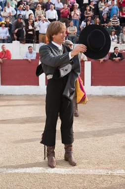 İspanyol boğa güreşçisi Manuel Benitez El Cordobes Paseillo 'da ya da ilk geçit töreninde, Linares, Jaen eyaleti, İspanya, 15 Mart 2009