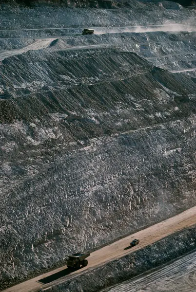 Earth Moving Trucks Open Cut Gold Mine Telfer Western Australia — Stock Photo, Image