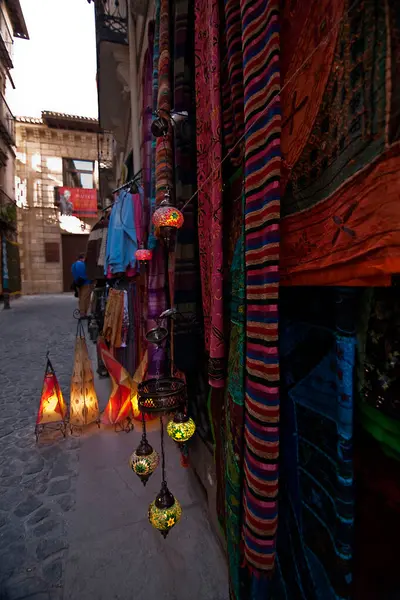 Hatıra dükkanı, Granada, İspanya