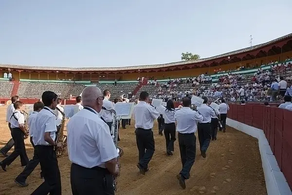 Symphonic Band Baeza Turning Honour Bullring Baeza Province Jaen Spain — Stock Photo, Image