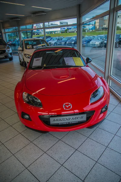 Vermelho Colorido Mazda Show Motor — Fotografia de Stock