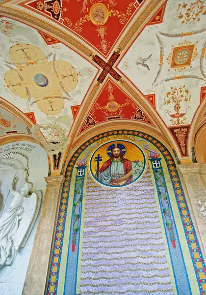 Aziz Peter Paul Bazilikası Yakınlarındaki Vysehrad Mezarlığı Mezarları — Stok fotoğraf