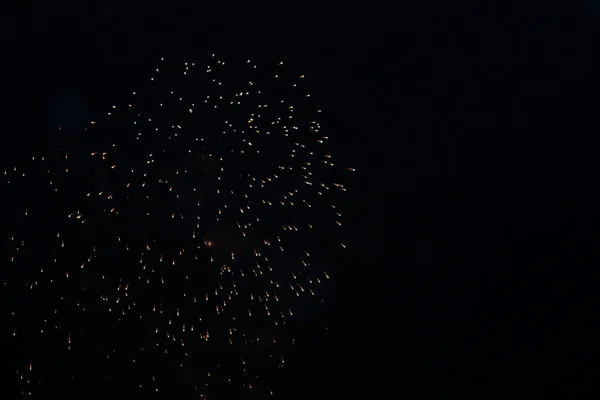 Bellissimi Fuochi Artificio Festivi Nel Cielo Notturno — Foto Stock