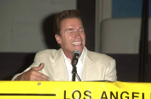 Arnold Schwarzenegger Udziela Wywiadu Los Angeles Comic Book Konwencja Science — Zdjęcie stockowe