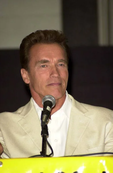 Arnold Schwarzenegger Dando Una Entrevista Los Angeles Comic Book Convención —  Fotos de Stock