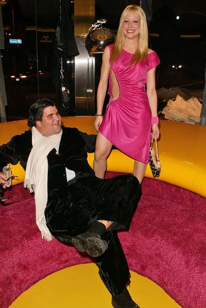 ジェイソン デイビスとコートニー ペルドンは Miss第6回ファッション ウィーク パーティーに参加した ロサンゼルス カリフォルニア州 アメリカ — ストック写真