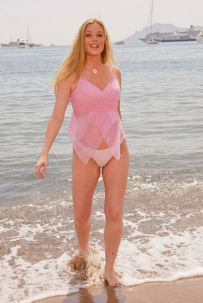 Beautiful Actress Gry Wernberg Bay Posing Beach Sea Boats Background — Stock Photo, Image