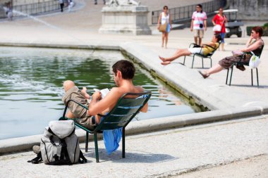 turistik dinlenme ve okuma