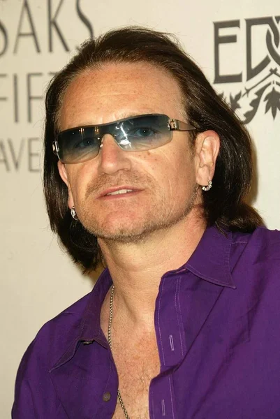 Bono Während Der New Conscious Commerce Bekleidungslinie Saks Fifth Avenue — Stockfoto