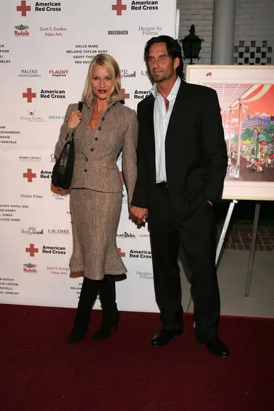 Katrina Croce Rossa Americana Assistenza Locale Soccorso Caso Disastri — Foto Stock