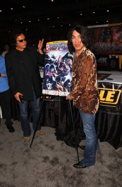 Wizard World Convention, Platinum Stüdyoları Inc. ve Kiss Comics Group 'un dünyanın en büyük çizgi romanını, Los Angeles Kongre Merkezi' ni, CA 03-16-07