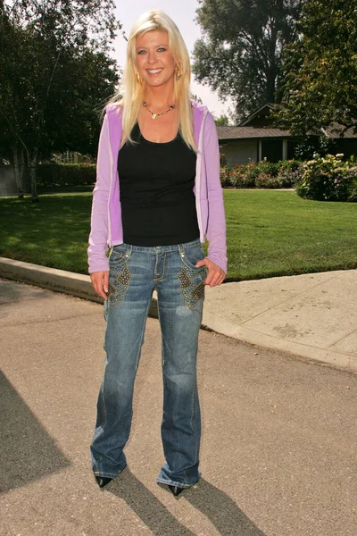 Tara Reid Trägt Tag Jeans Set Des Senior Skip Day — Stockfoto