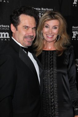 Dennis Miller, SBIFF 2011 Kirk Douglas Ödülü 'nde Michael Douglas, Four Seasons Biltmore, Santa Barbara, CA 