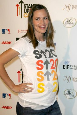 Jennifer Garner, popüler etkinlikte ünlü.