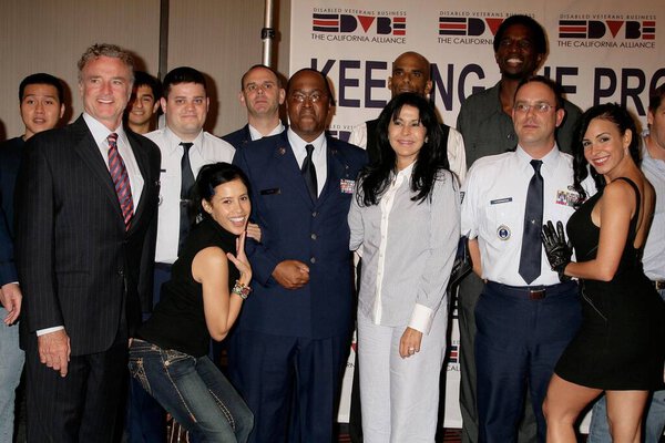 Кармен Перес и Мария Кончита Алонсо с AC Green и Майрой Вероника