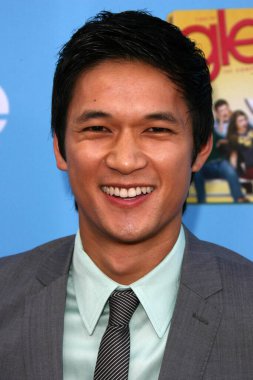  Harry Shum Jr. 