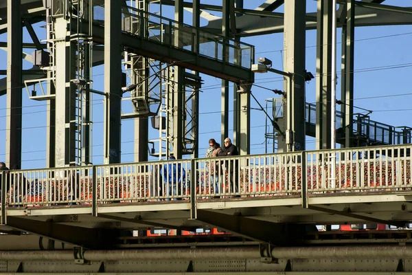 Hohenzollernbrücke Köln — Stockfoto