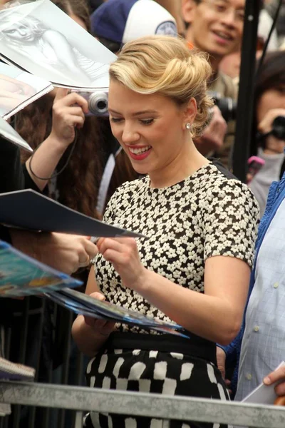 Scarlett Johansson Hollywood Şöhret Yolu Ndaki Scarlett Johansson Yıldızı Hollywood — Stok fotoğraf