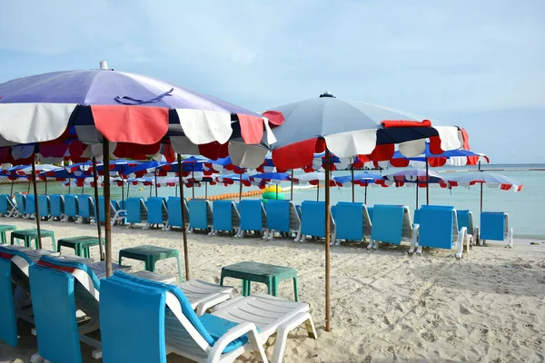 Relaxing Holiday Beach Blue Sky Koh Larn Patay — Stockfoto