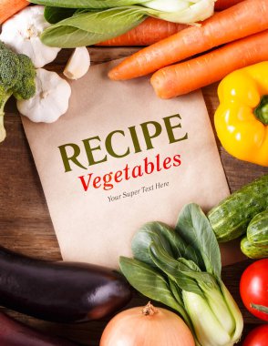 sebze tarifi için alan ahşap zemin üzerine. Organik gıda