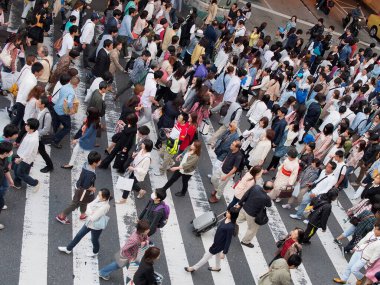 Asya 'da Yoğun Cadde Geçidi 