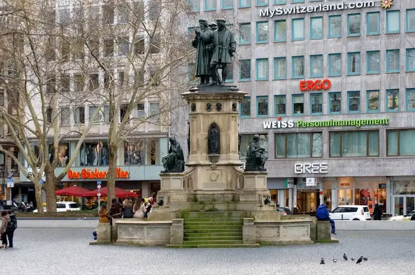 Johannes Gutenberg Monumento Frankfurt — Fotografia de Stock