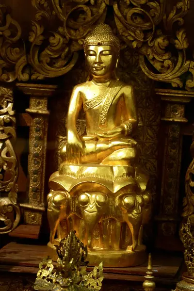 Zlatý Buddha Náboženský Koncept — Stock fotografie