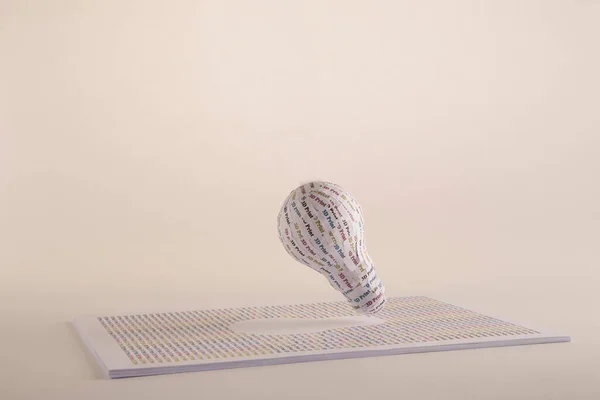 Conceito Impressão Cmyk Lâmpada Ideia Modelo Sólido — Fotografia de Stock