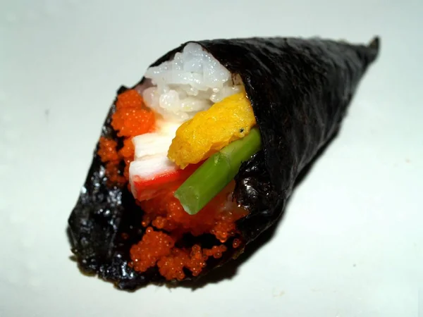 寿司だ おいしい日本の魚介類のコンセプト — ストック写真