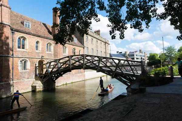 Cambridge August Touristenbummel Gondel River Cam — Stockfoto