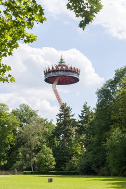 KAATSHEUVEL, NETHERLANDS - 23 MAYIS 2014: Park gezisi çabaları