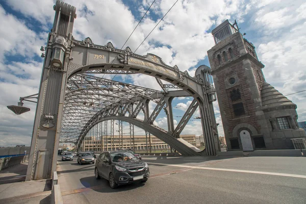 Bolsheokhtinsky Bridge Sint Petersburg — Stockfoto