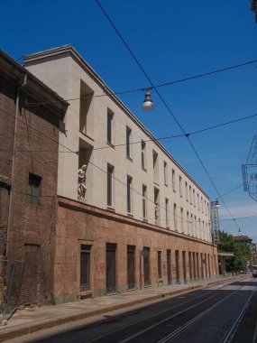 Güneşli bir günde Torino Rai Konser Salonu