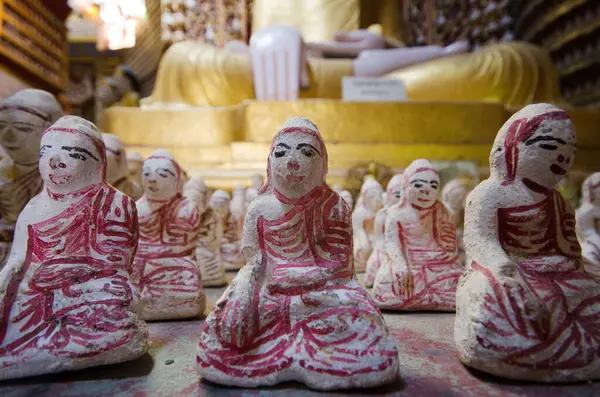 Scenic Shot Buddha Statues Pagoda Myanmar — Stock Photo, Image