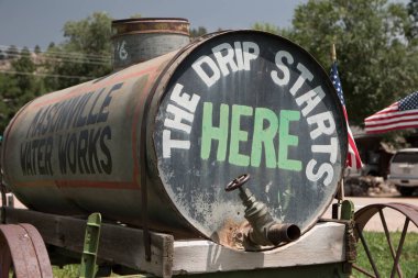 Masonville Water Wagon, retro sign  clipart