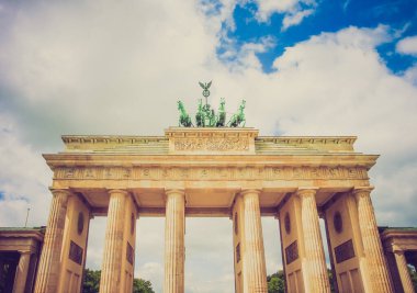 Retro görünüm brandenburger tor berlin