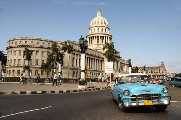 Altes Retro Auto Auf Der Straße Havanna Kuba — Stockfoto
