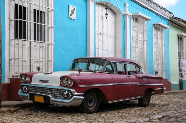 Régi Retro Autó Utcán Havannában Kubában — Stock Fotó