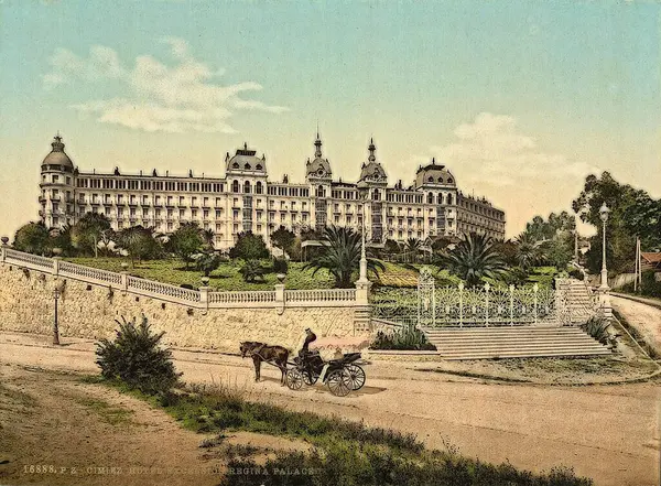 法国尼斯 Cimiez Regina Palace — 图库照片
