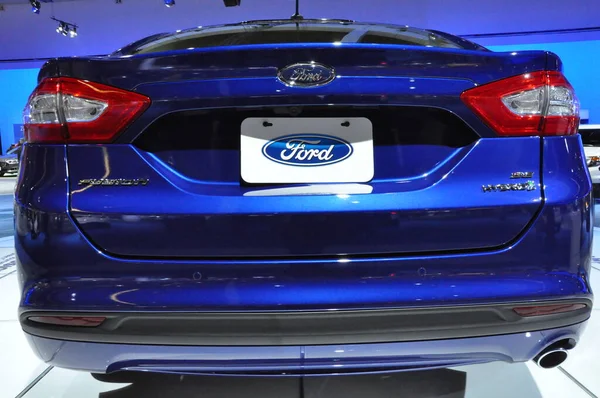Ford Fusion Hybrid Autoshow Konzept — Stockfoto