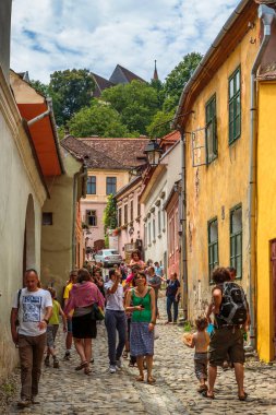 kalabalık cadde, sighisoara, Romanya