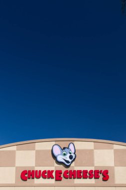Chuck E. Cheese's Restaurant Exterior